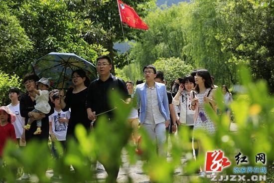 張家(jiā)界核心景區(qū)武陵源“五一(yī)”實現(xiàn)“平安旅遊”