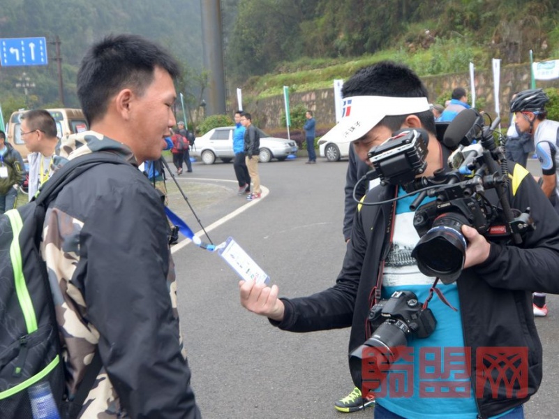 張家(jiā)界2015海(hǎi)峽兩岸自(zì)行(xíng)車(chē)賽